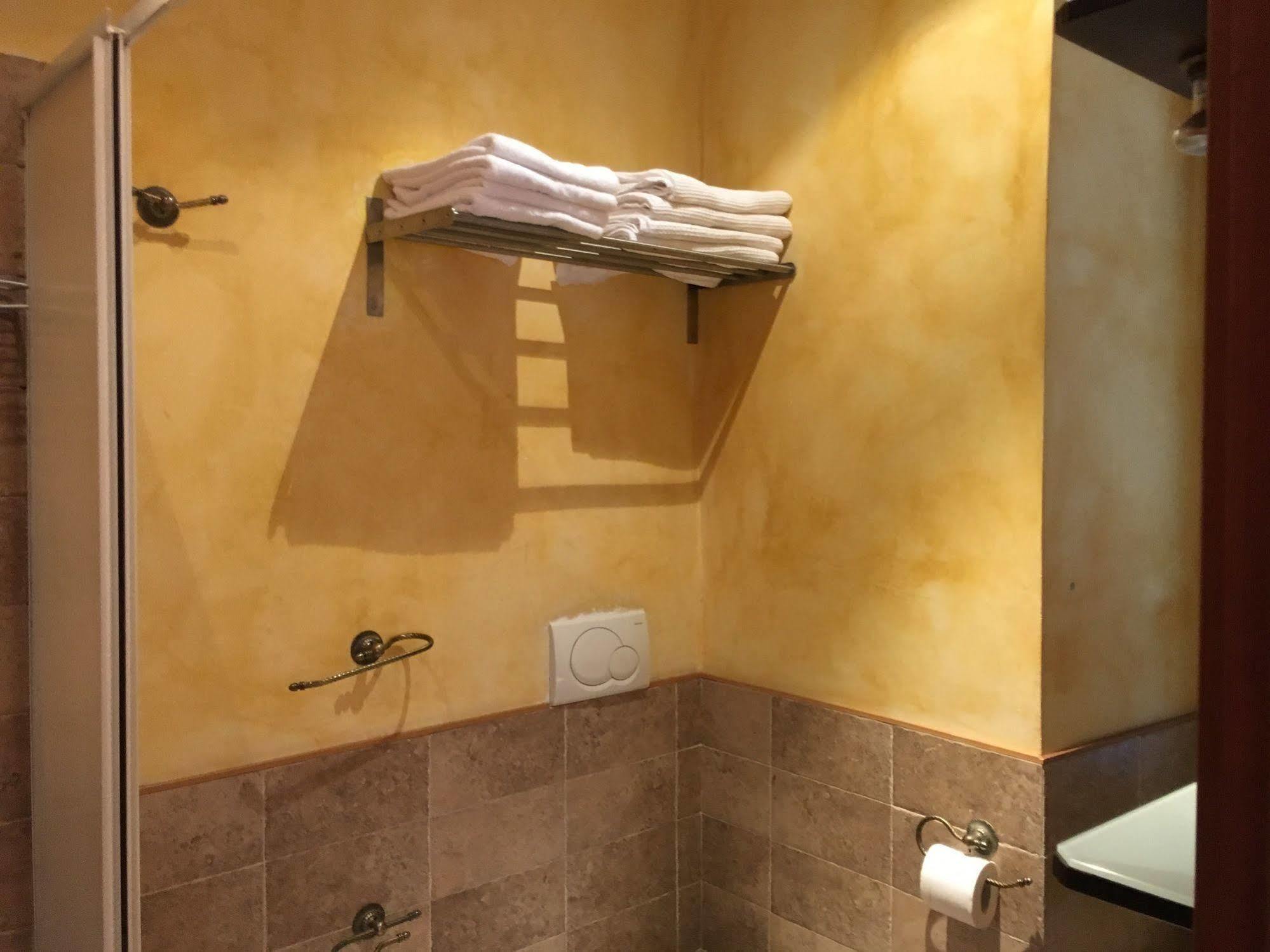 Momi Bed And Breakfast Roma Esterno foto