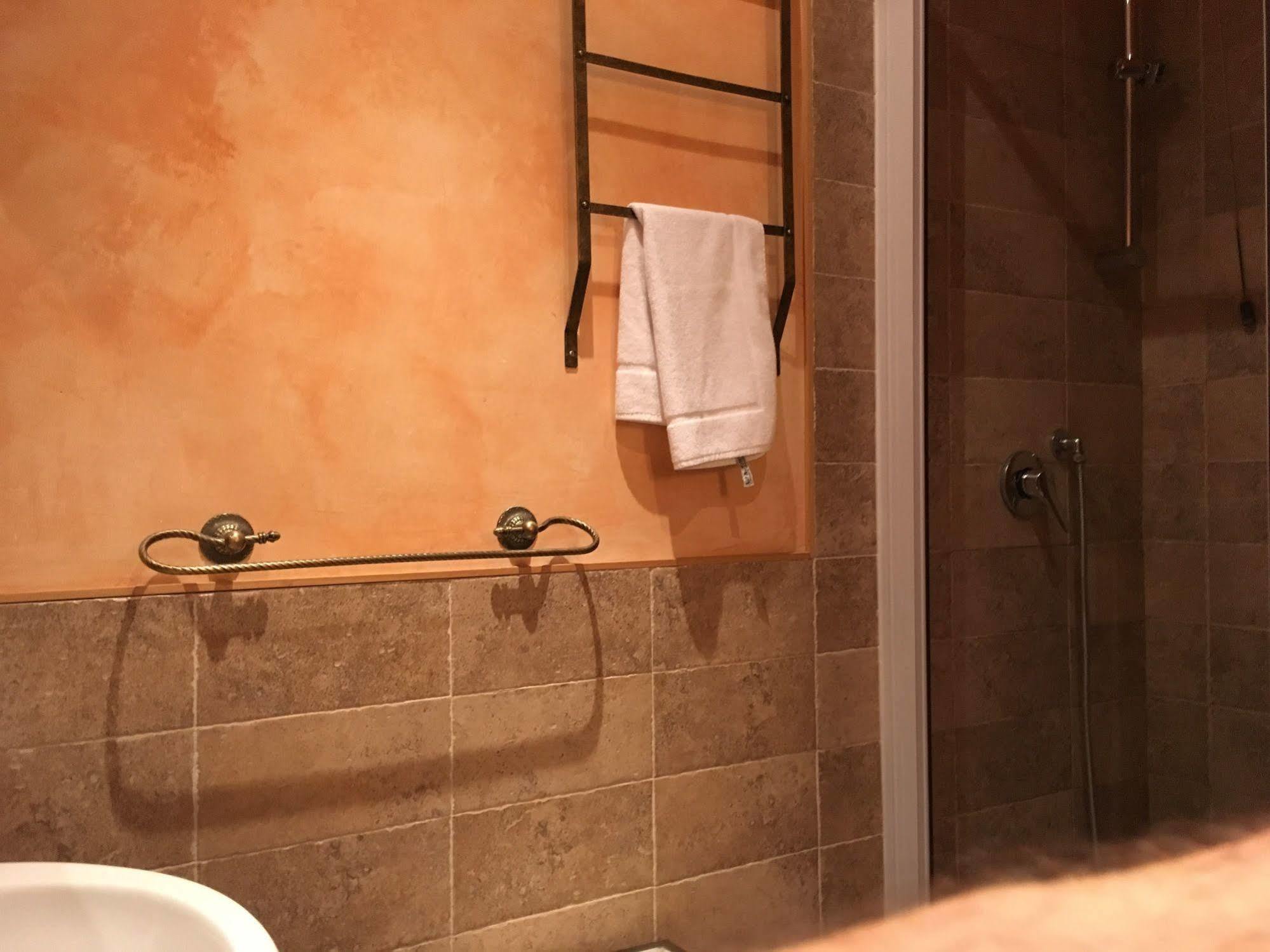 Momi Bed And Breakfast Roma Esterno foto
