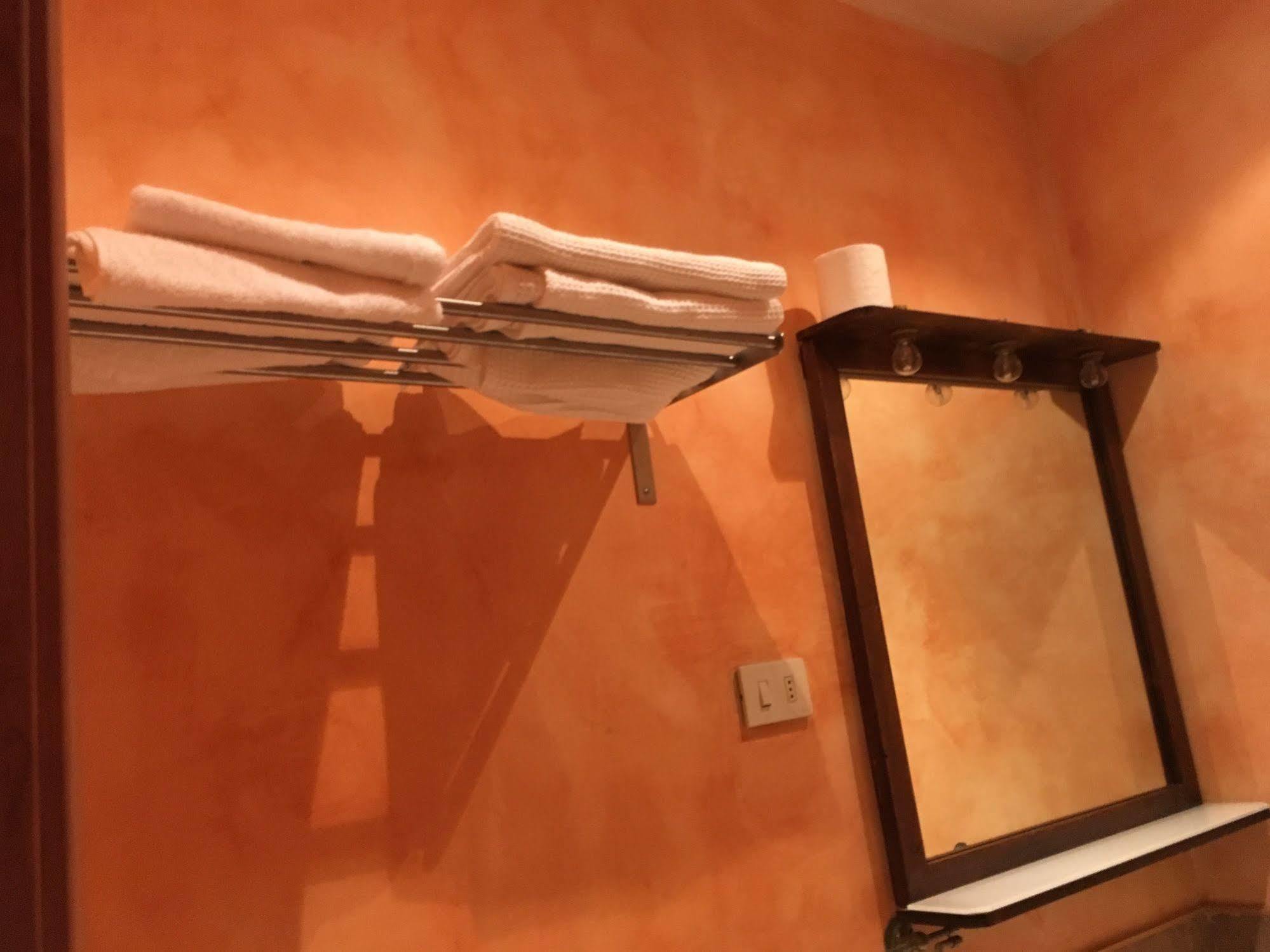Momi Bed And Breakfast Roma Esterno foto