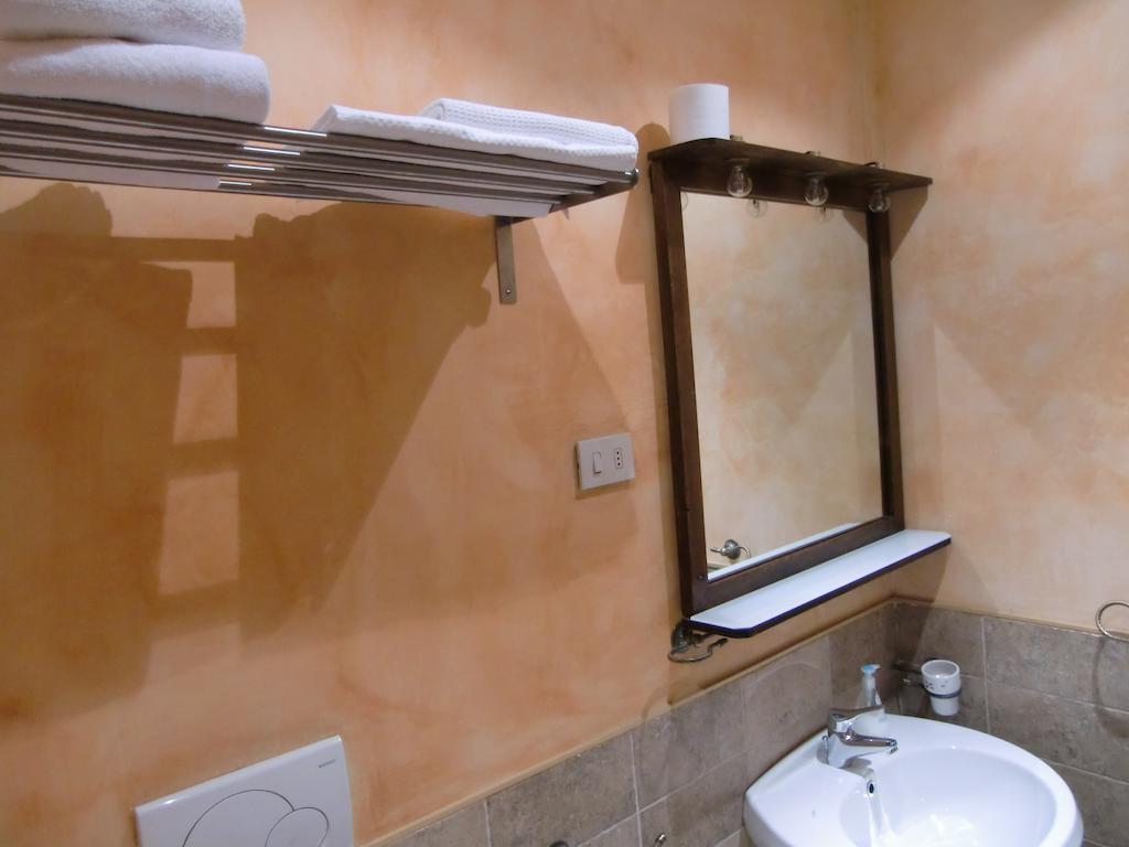 Momi Bed And Breakfast Roma Esterno foto