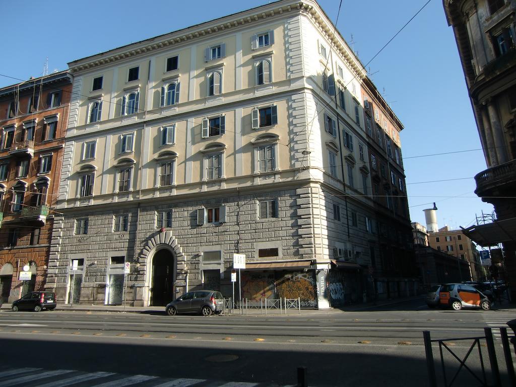 Momi Bed And Breakfast Roma Esterno foto